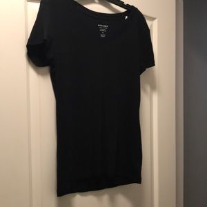 Black tee-shirt